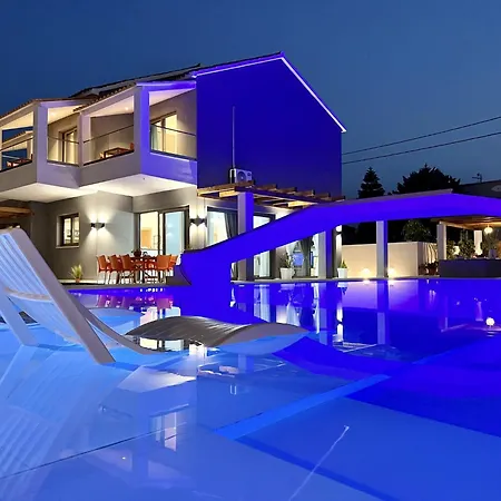 Villa Cielo With Private Pool In Canal D'amour By Dadovillas